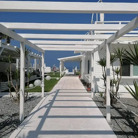 לינה וארוחת בוקר El Bisagra